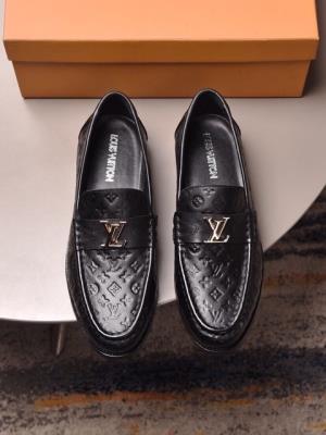 wholesale quality men's louis vuitton shoes sku 740